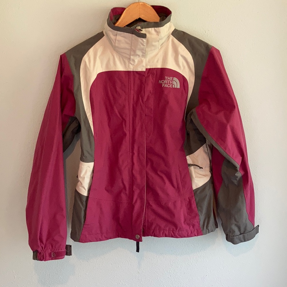 The North Face winter / ski jacket. Size XS/TP.